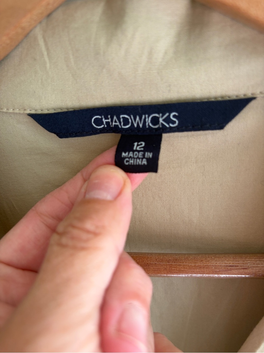Like new size 12 Chadwick’s vintage shirt dress in tan/beige. SO flattering. - Picture 5 of 11